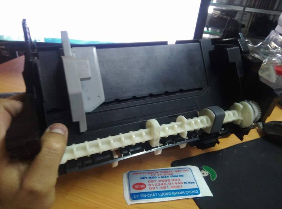 be-co-cua-may-in-t50-t60-l800-tai-quan-binh-tan-tan-binh