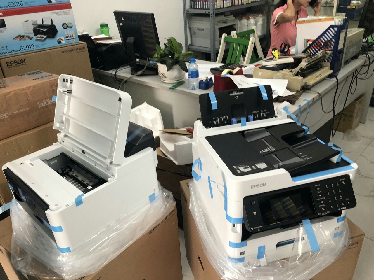 sua-may-in-Epson-mau-L1350