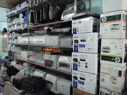 may-in-cu-lyvystar-tai-quan-6