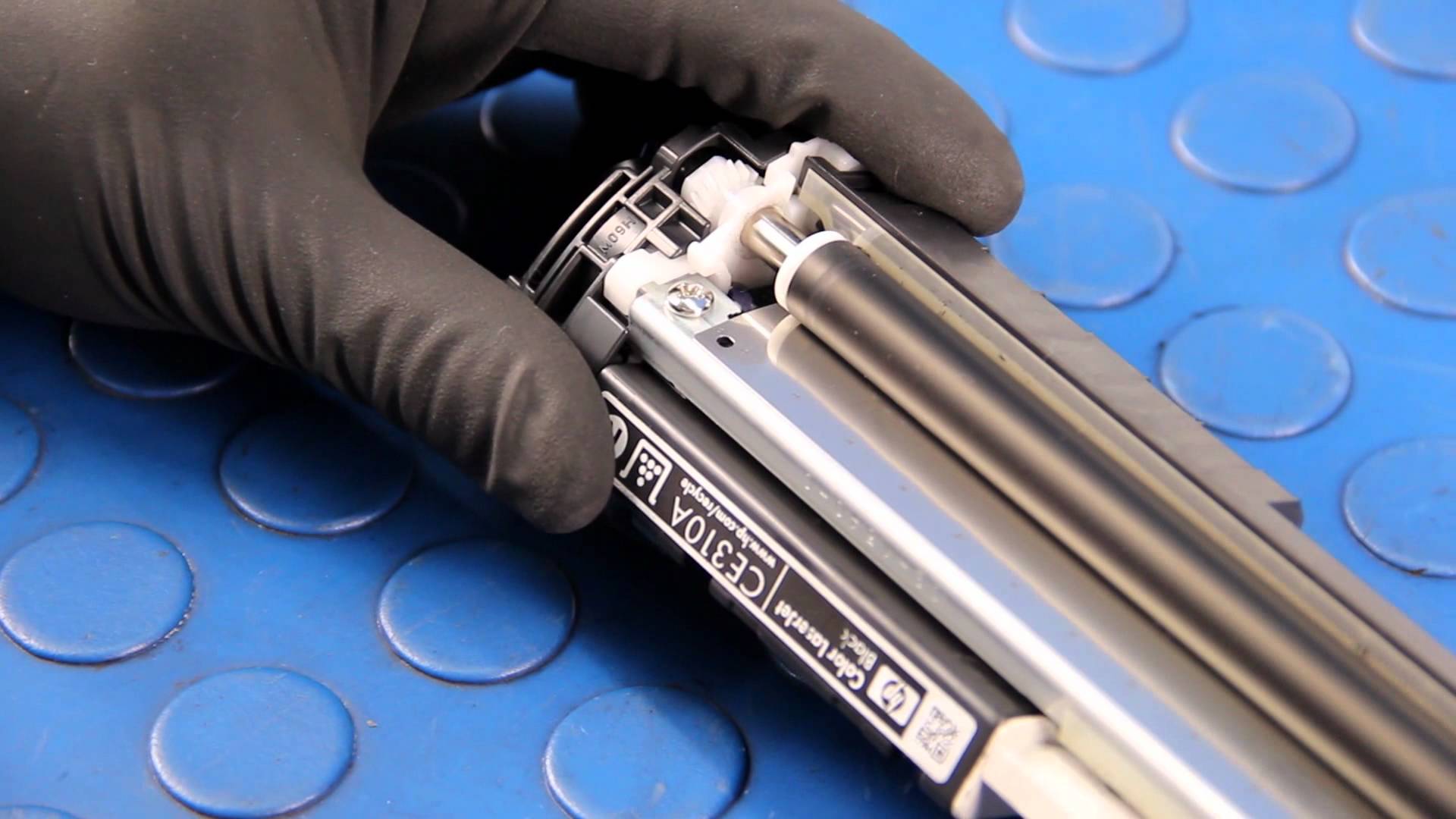 nap-muc-mau-hp-cp-1025-tai-quan-6