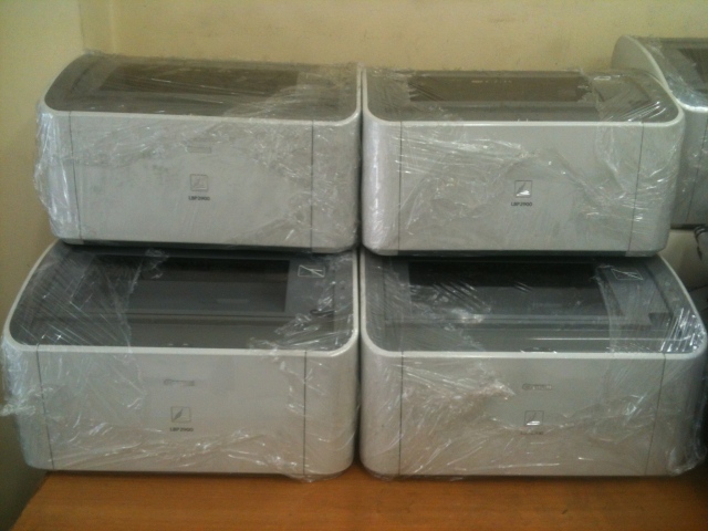 may-in-cu-canon-2900-gia-re-tren-đường-nguyen-trai-quan1