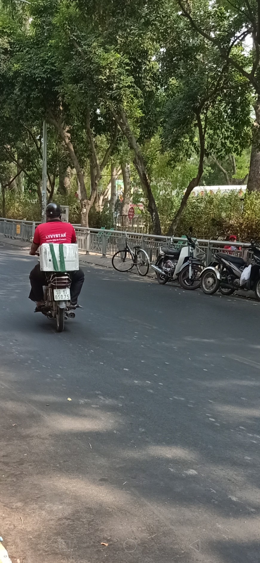 giao-may-in-Canon-6710i-hang-nghia-dia