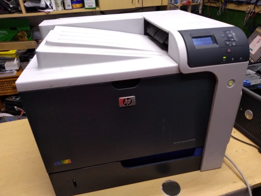 nap muc- máy-in-mau-laser-4525