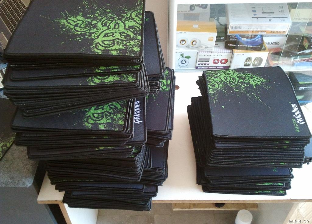 phan-phoi-si-le-miếng-lot-chuot-chuyen-game