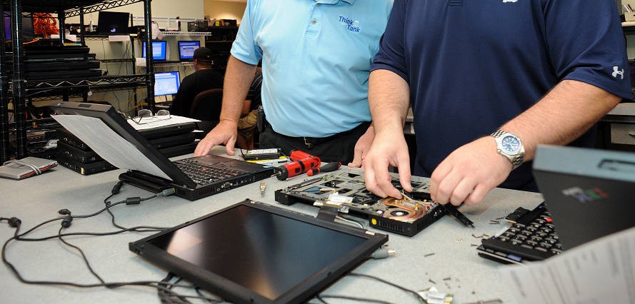 nhan-day-nghe-sua-chua-laptop