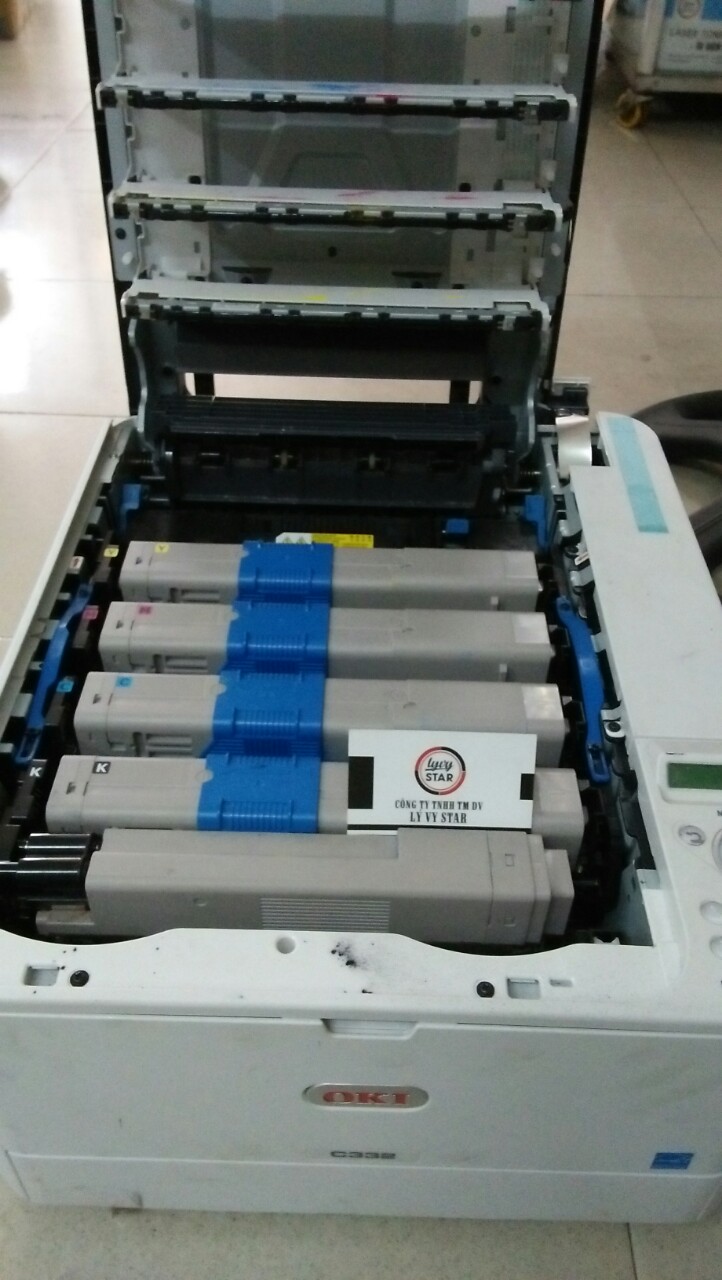 hop-muc-oki-c332-mau-den