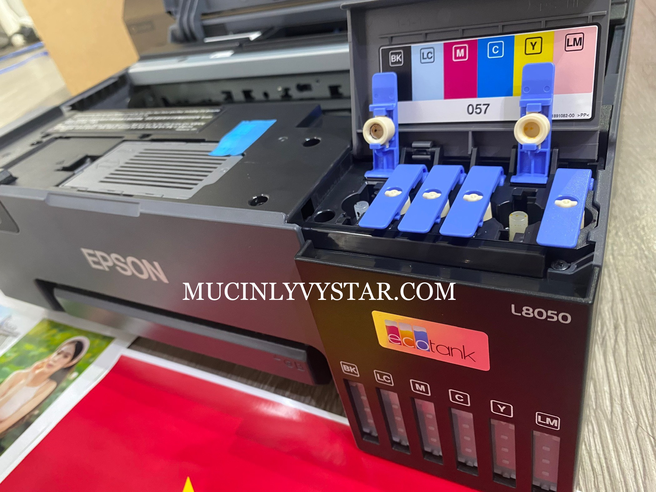 máy in phun màu Epson L8050