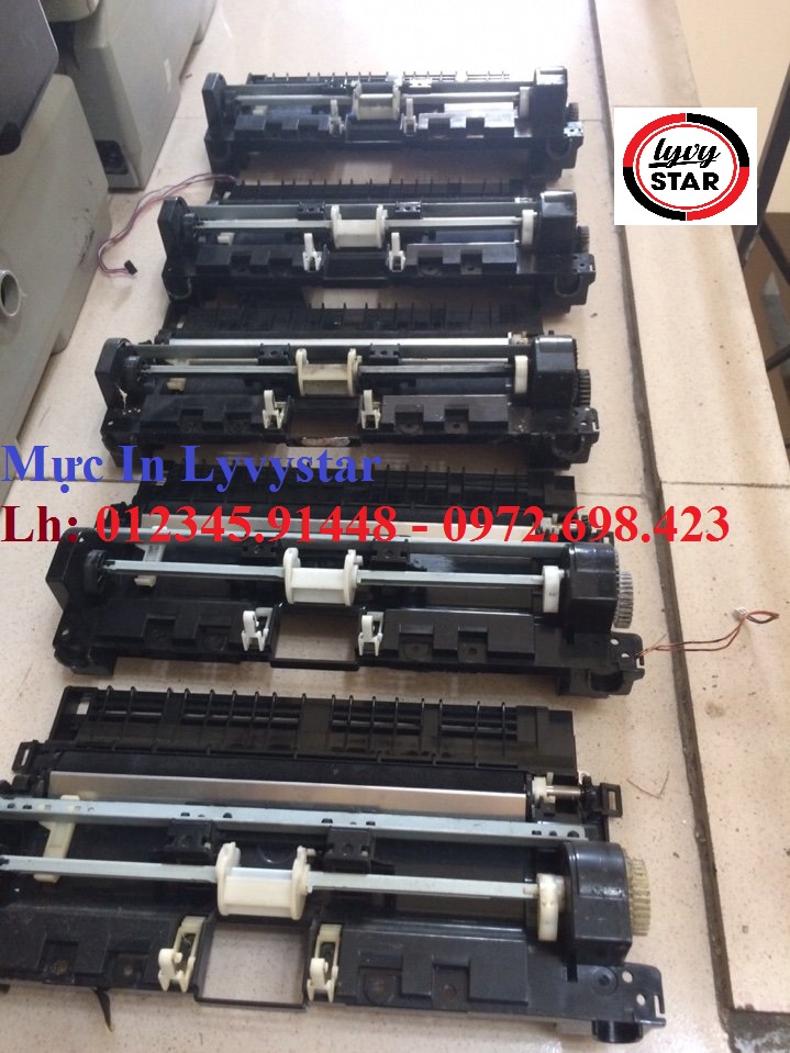 be-co-cua-may-in-canon-2900-3000