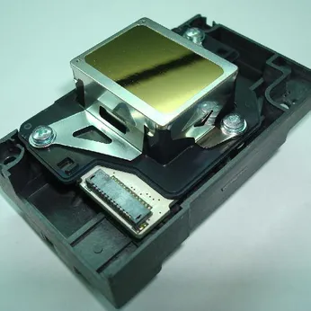 Đầu phun epson T60 thay tại chỗ 1 phút lấy luôn tại quận 6 đường lê tuấn mậu,p13.