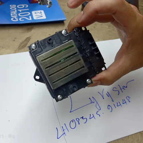 Bán đầu phun 4 màu C5290/C5210 in siêu nhanh tại HCM-Ban dau phun 4 mau c5290/c5210 in sieu nhanh tại HCM.