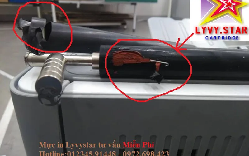 Hộp mực canon 2900 in ra bị lem có phải do bao lụa bị rách hay không ?