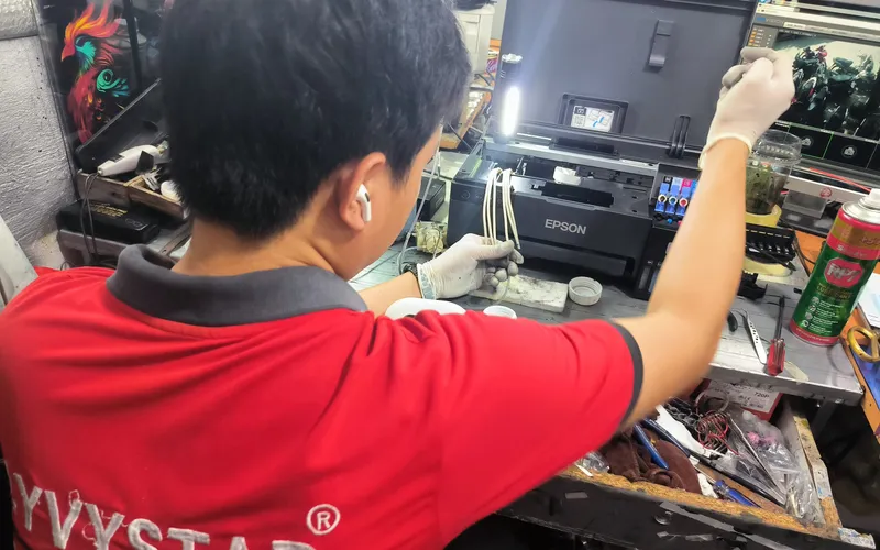 Nỗi lo của người dùng máy in phun màu Epson L8050/18050