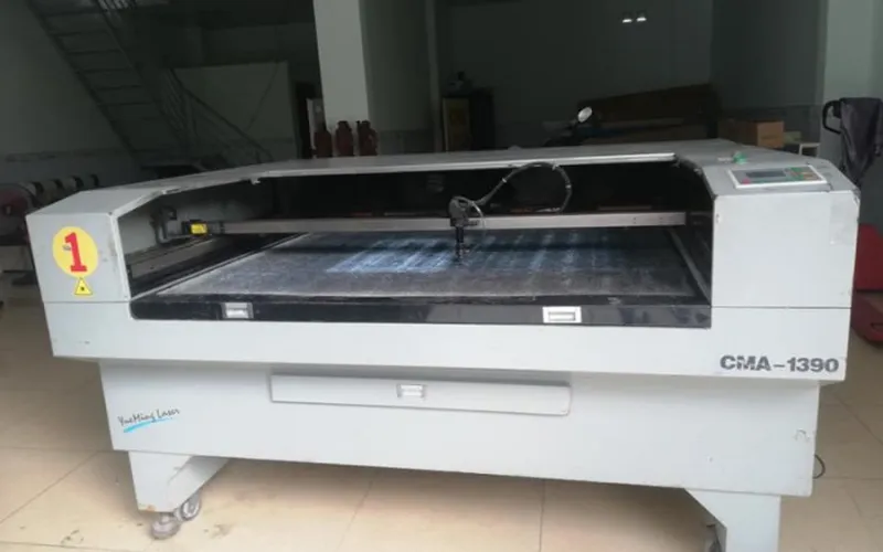 Thu mua máy cắt Laser 1390 - 1610 cũ giá cao tại Miền Trung