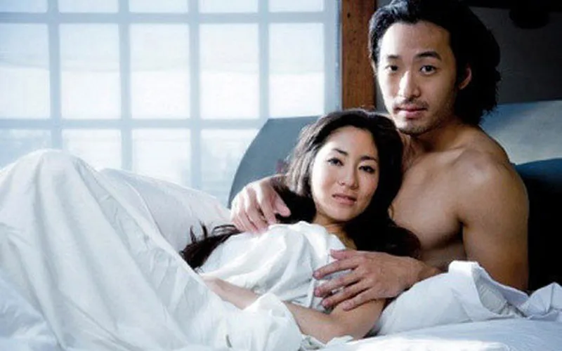 Tôi cứ mang bầu là chồng lại ngoại tình