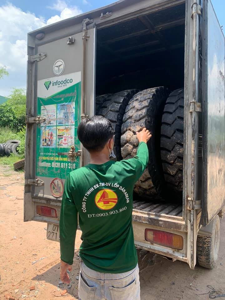 lốp dán chạy hầm