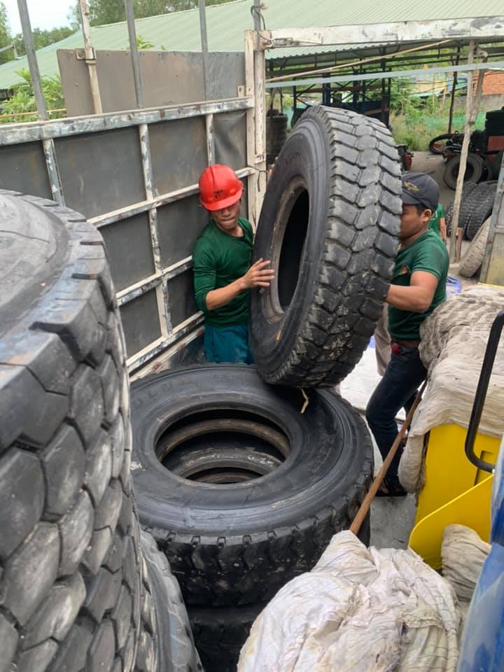 cửa hàng lốp xe chất lượng cao