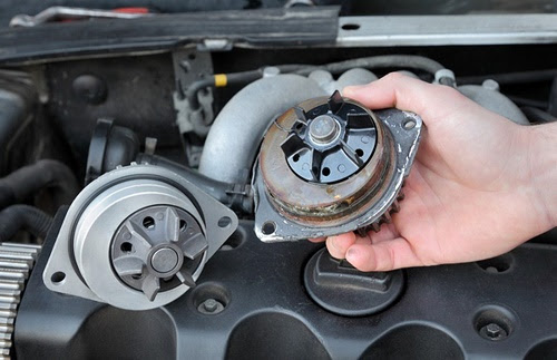 xe ô tô báo áp suất dầu thấp