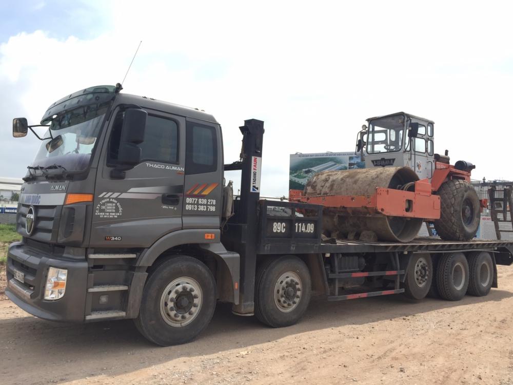 lốp xe nâng đầu chở máy công trình