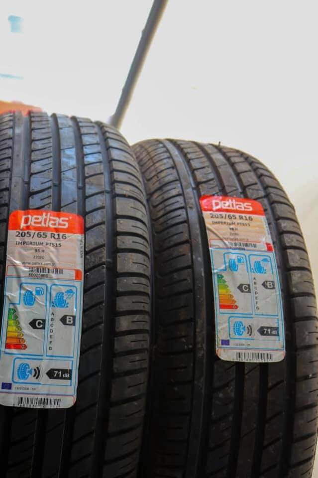 lốp du lịch Petlas