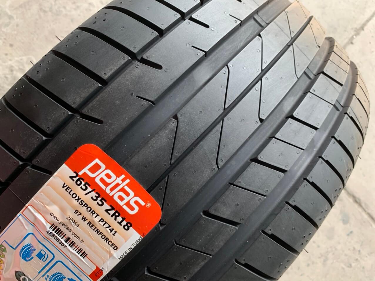 lốp du lịch Petlas