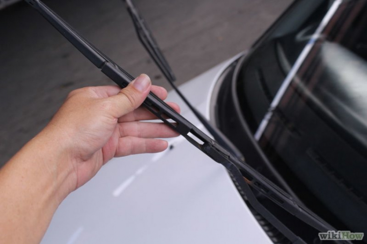 Nguyên nhân khiến gạt nước kém hiệu quả