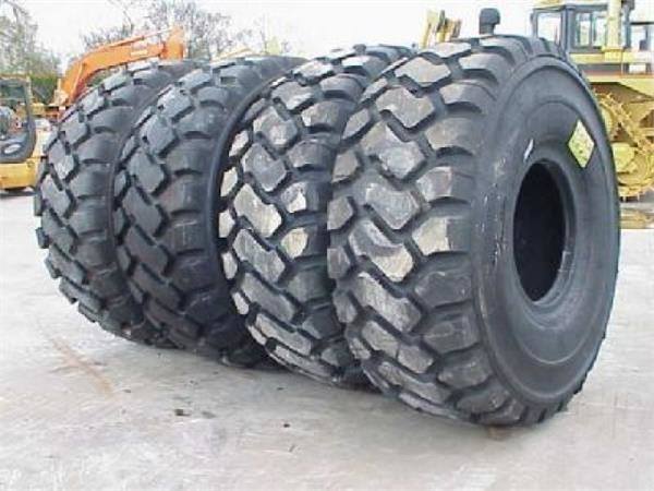 thông tin về lốp xe xúc lật