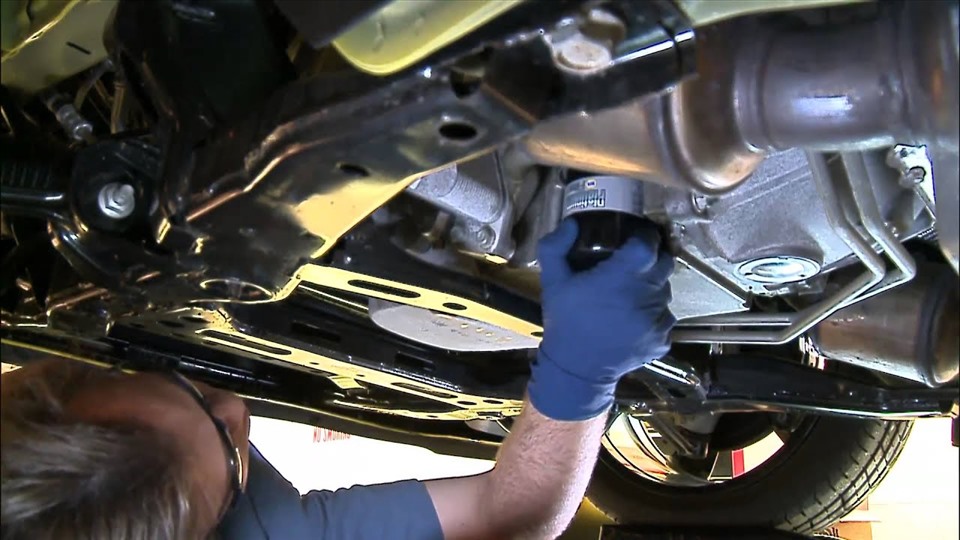 thay nhớ xe ô tô