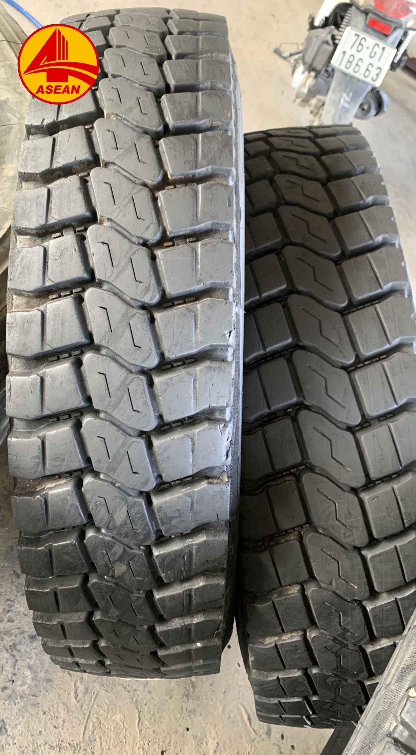 lốp dán giá rẻ