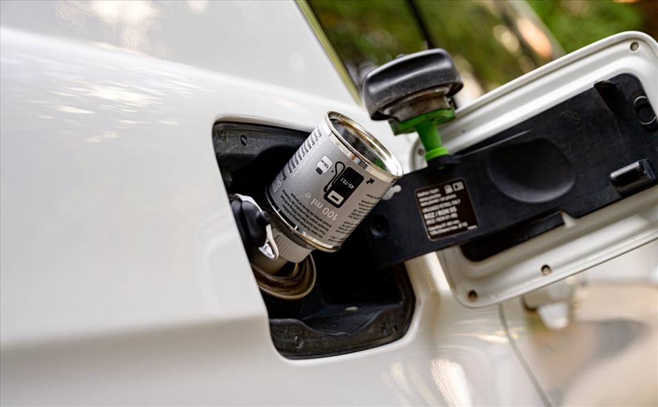 phụ gia xăng ô tô