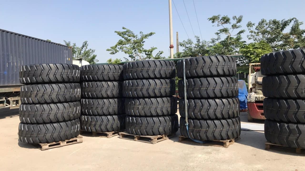 cung cấp lốp xe xúc lật chính hãng