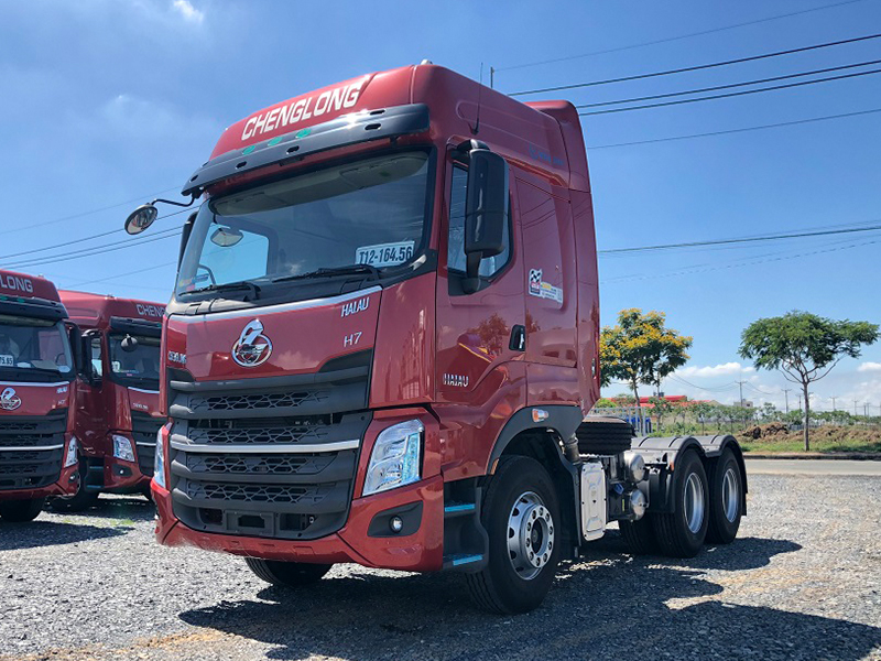 lốp xe đầu kéo Chenglong H7