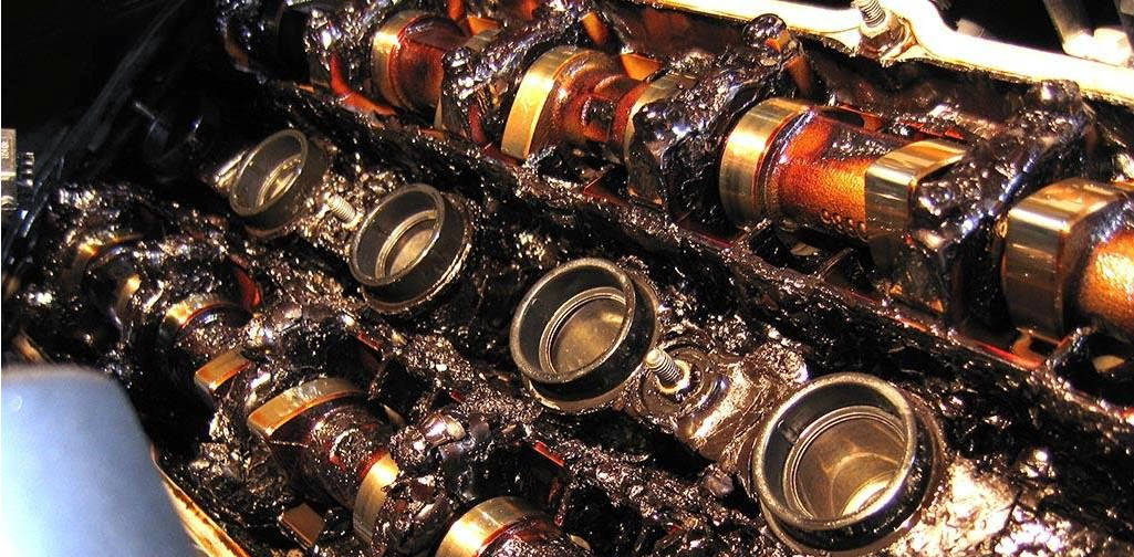 Dầu nhớt động cơ có vấn đề