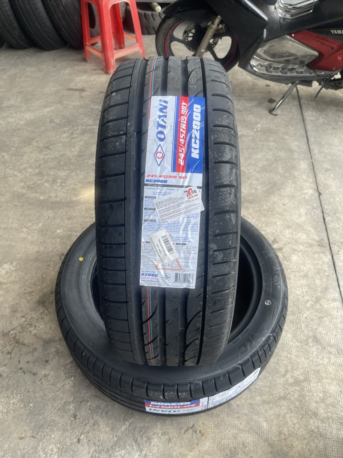 đại lý lốp dán giá rẻ