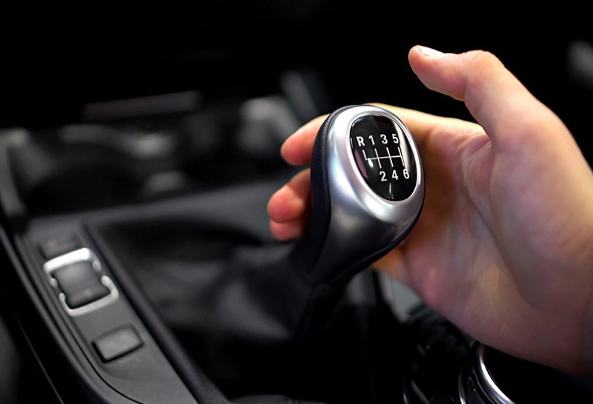 cách chạy xe số sàn