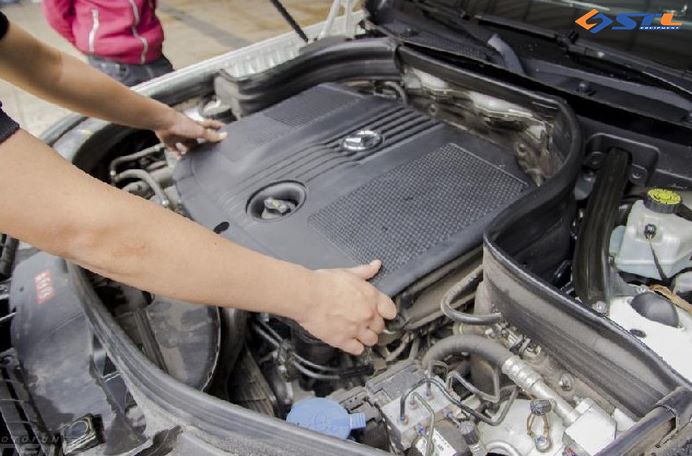 hướng dẫn vệ sinh động cơ ô tô
