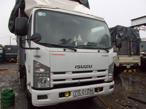 gương chiếu hậu xe tải