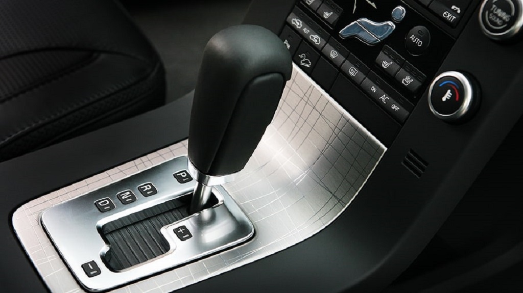 Chuyển số tay trong xe số tự động sẽ leo dốc khỏe hơn