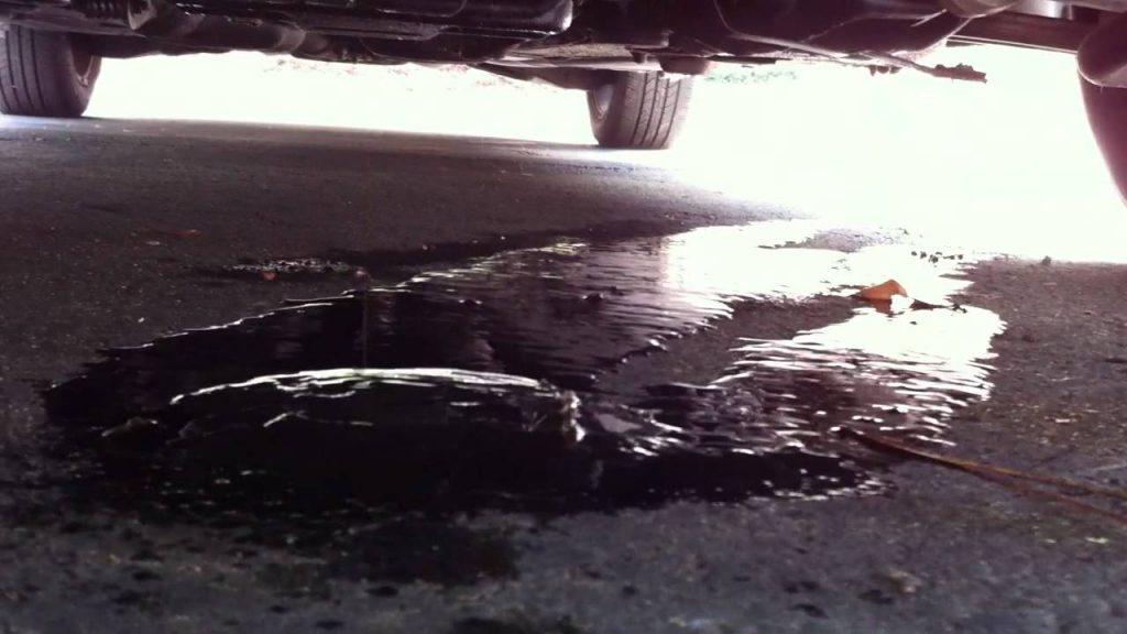 4 loại mùi cháy trong ô tô