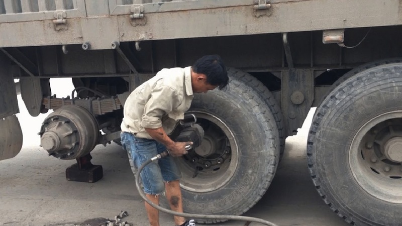 thay vỏ xe tại bình dương