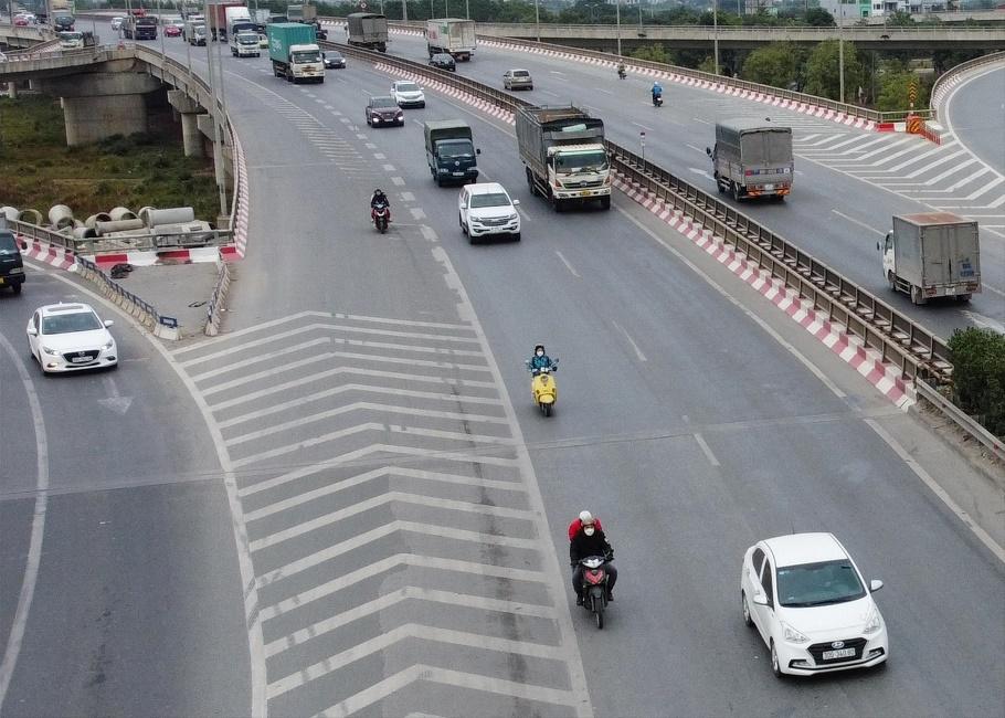 Vạch xương cá chữ V