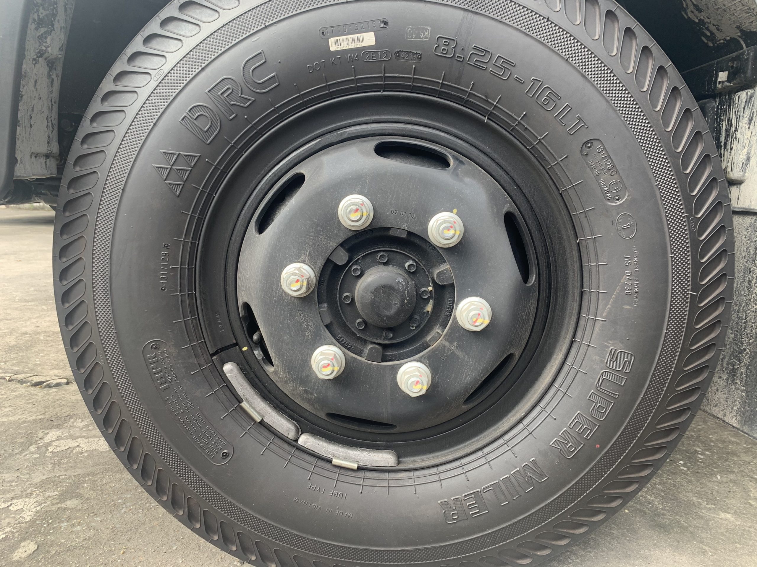 lốp xe tải drc giá rẻ