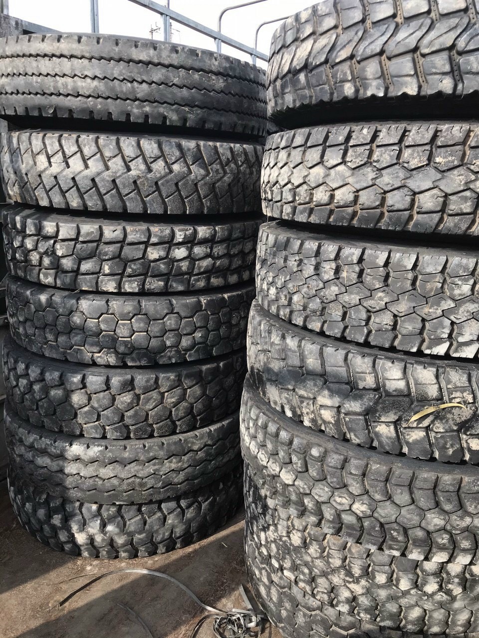 cung cấp vỏ dán - lốp dán giá rẻ