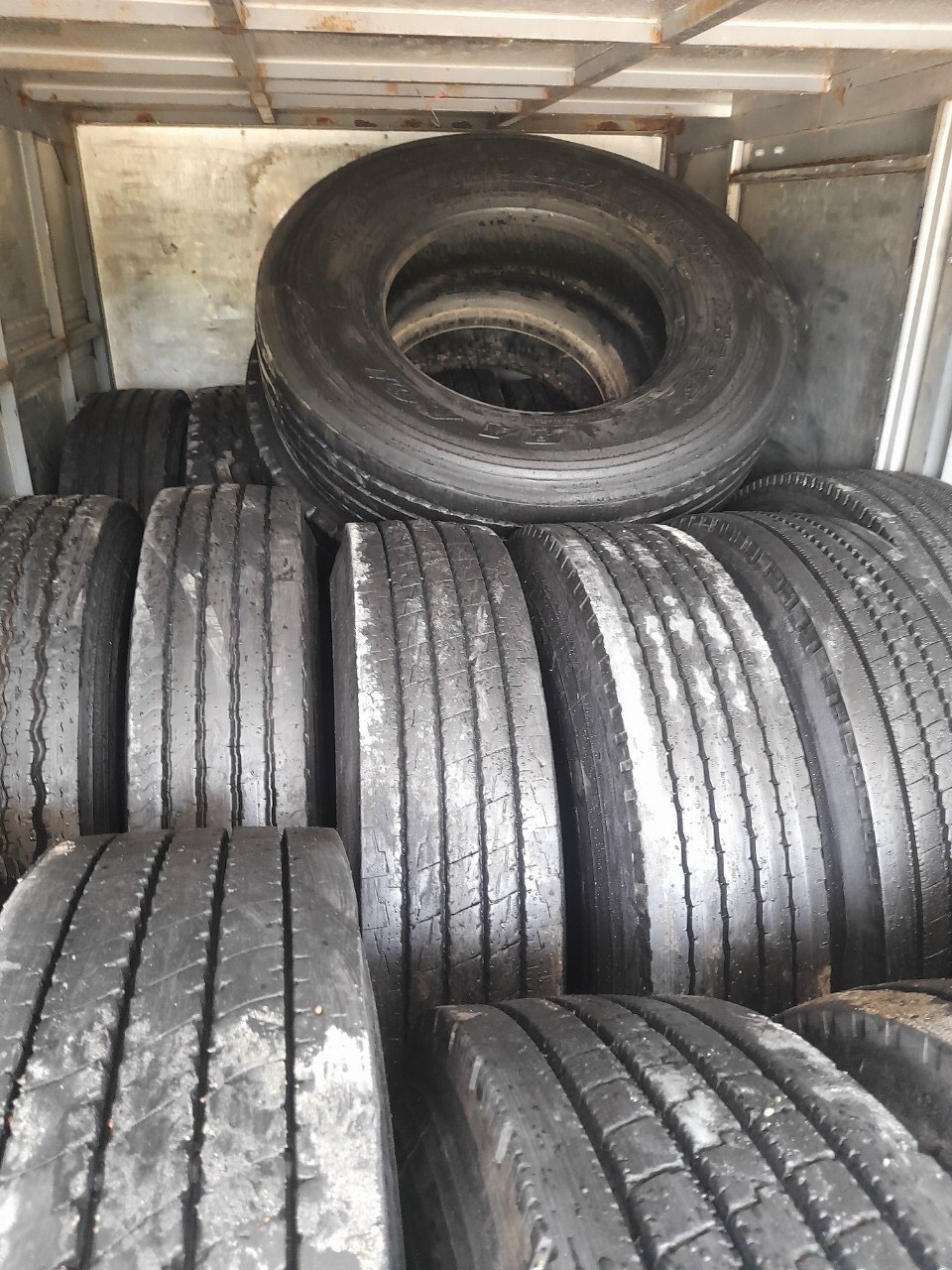 cửa hàng vỏ xe tại vũng tàu