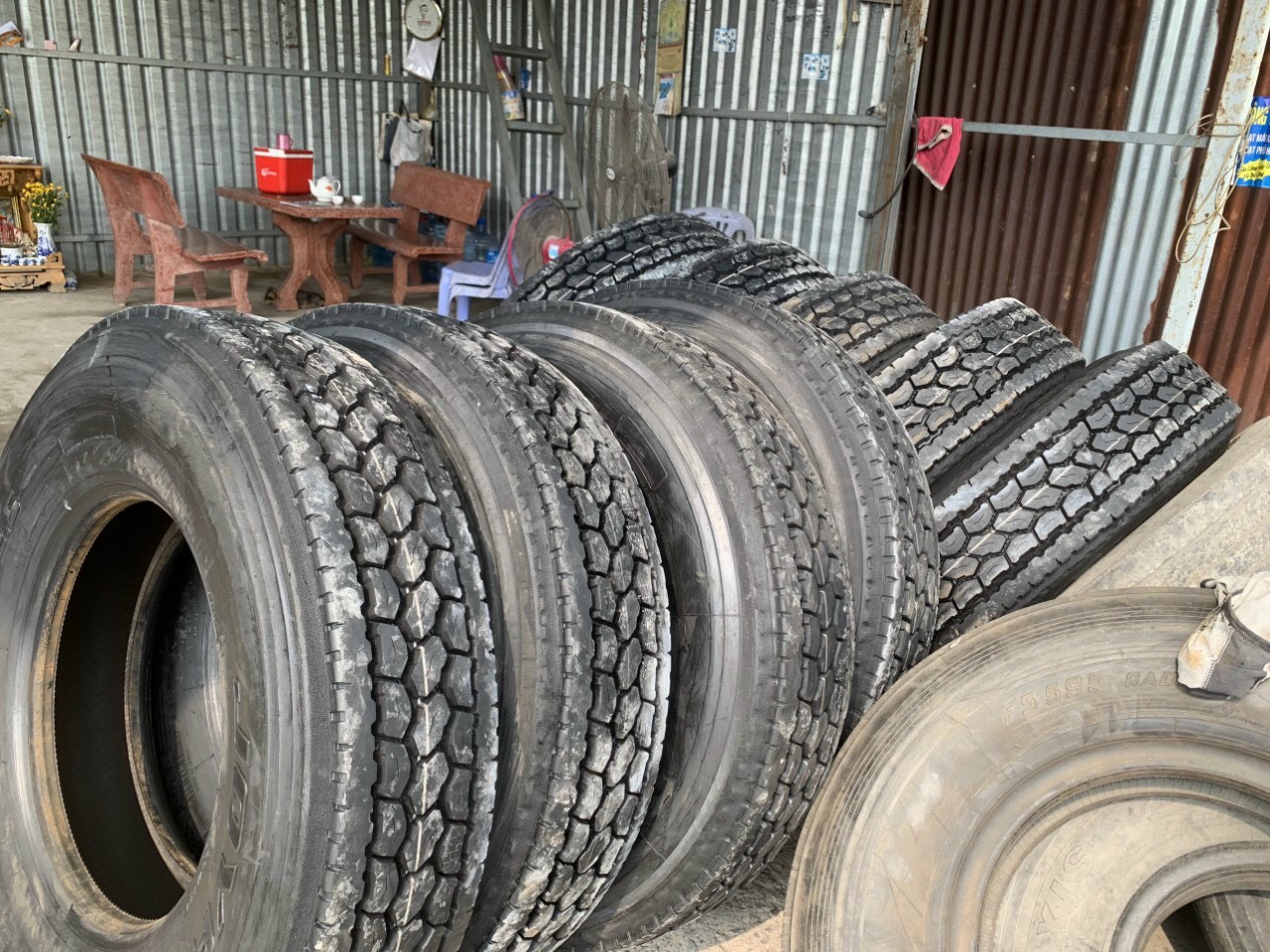 đại lý lốp xe tại quảng ninh