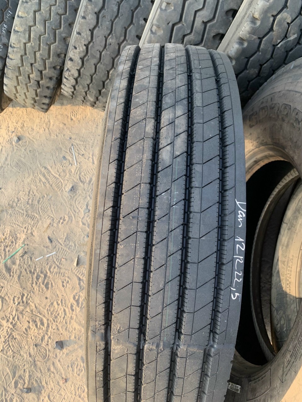 vỏ xe tải chất lượng tại quảng ninh