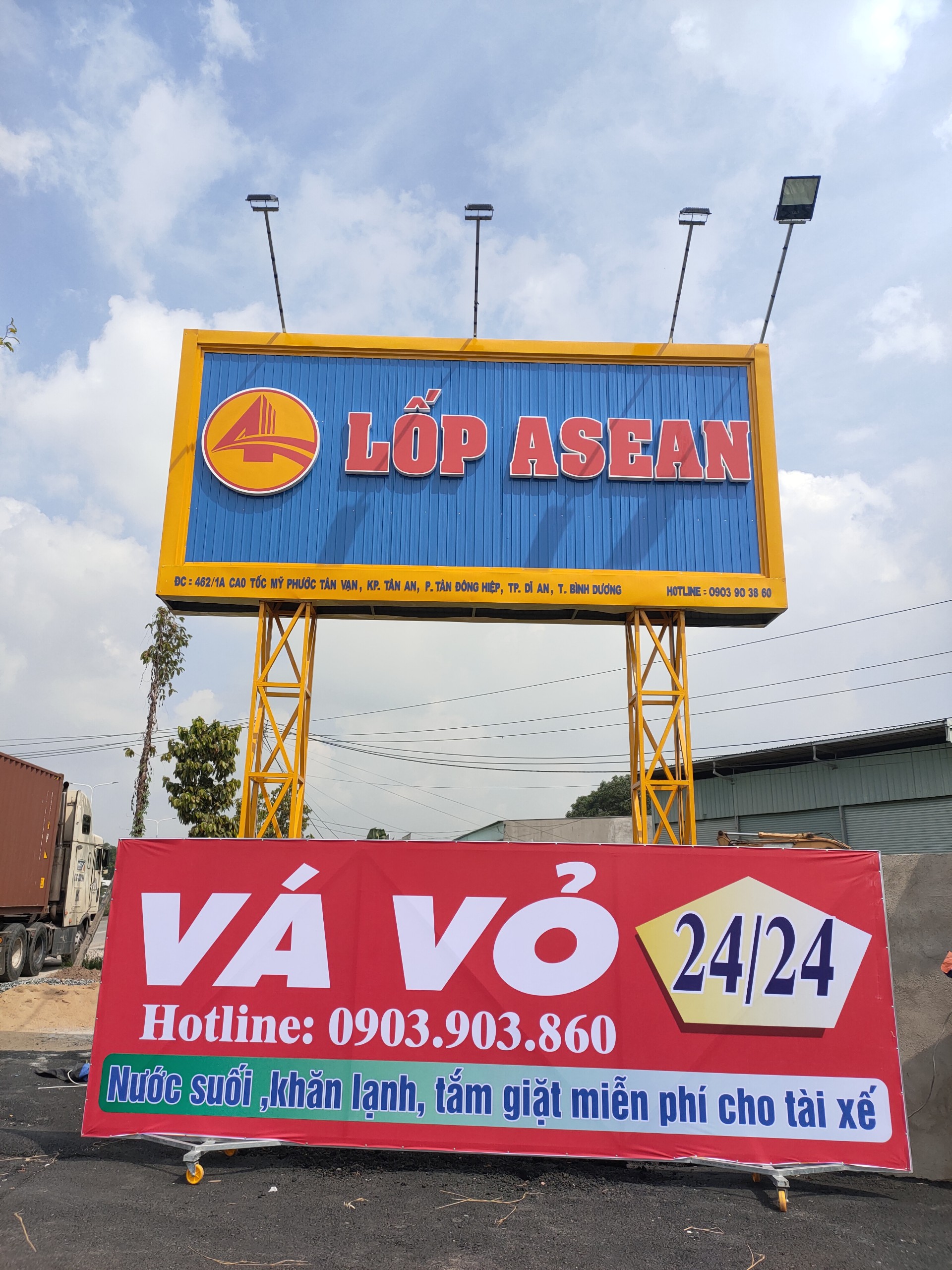 vá vỏ lưu động giá rẻ bình dương