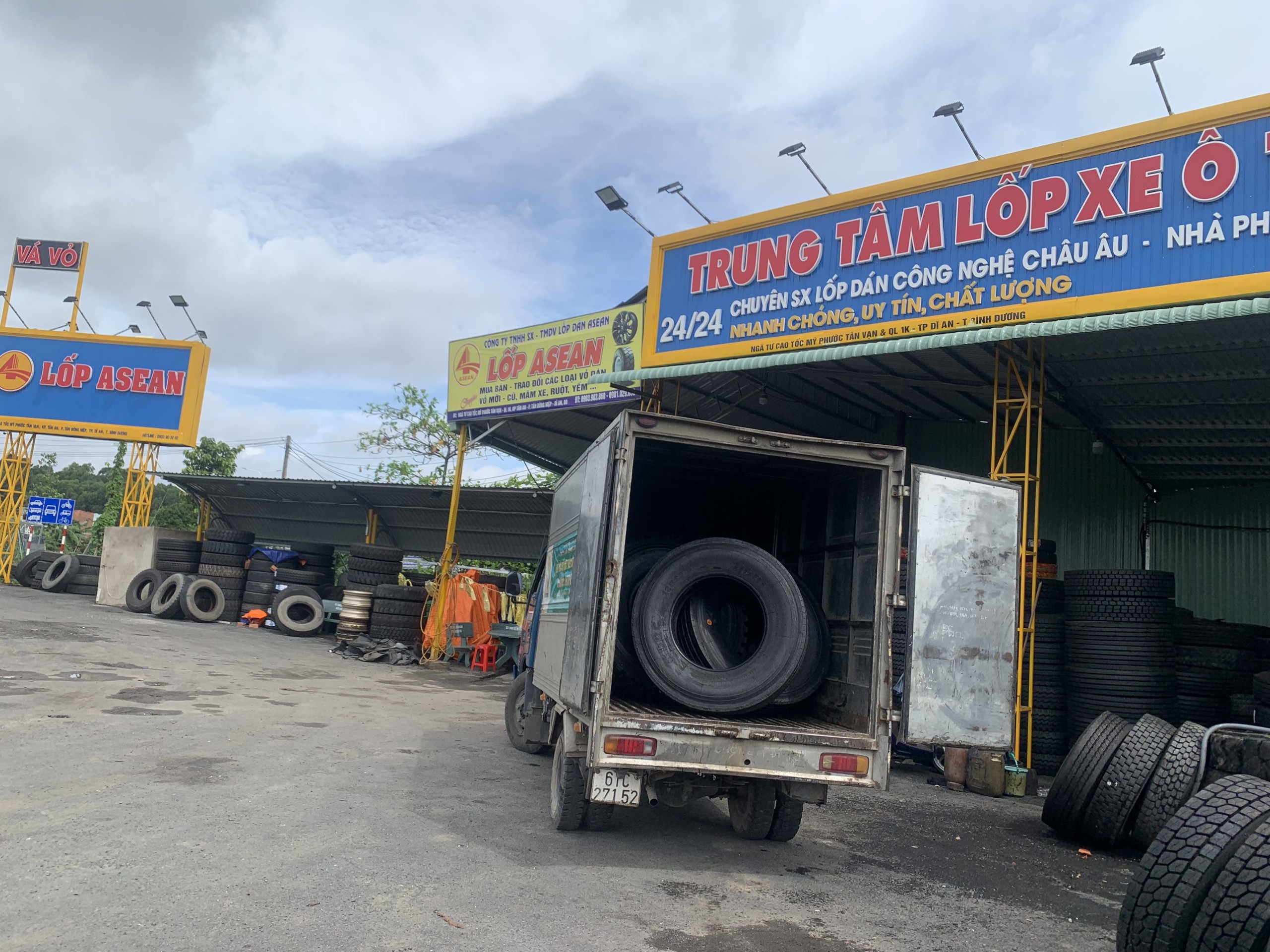 cung cấp lốp xe tải giá rẻ