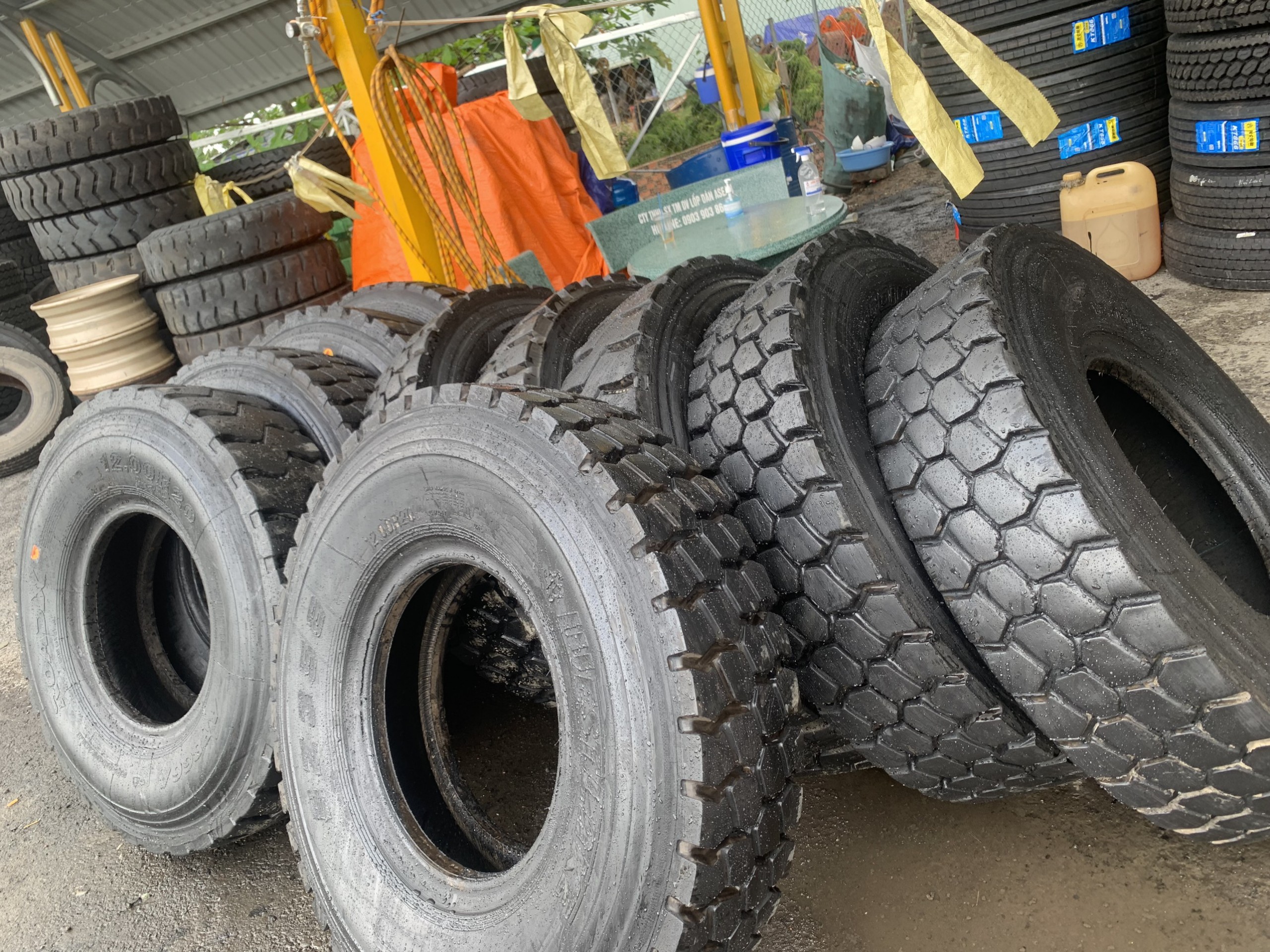 cung cấp lốp xe chính hãng