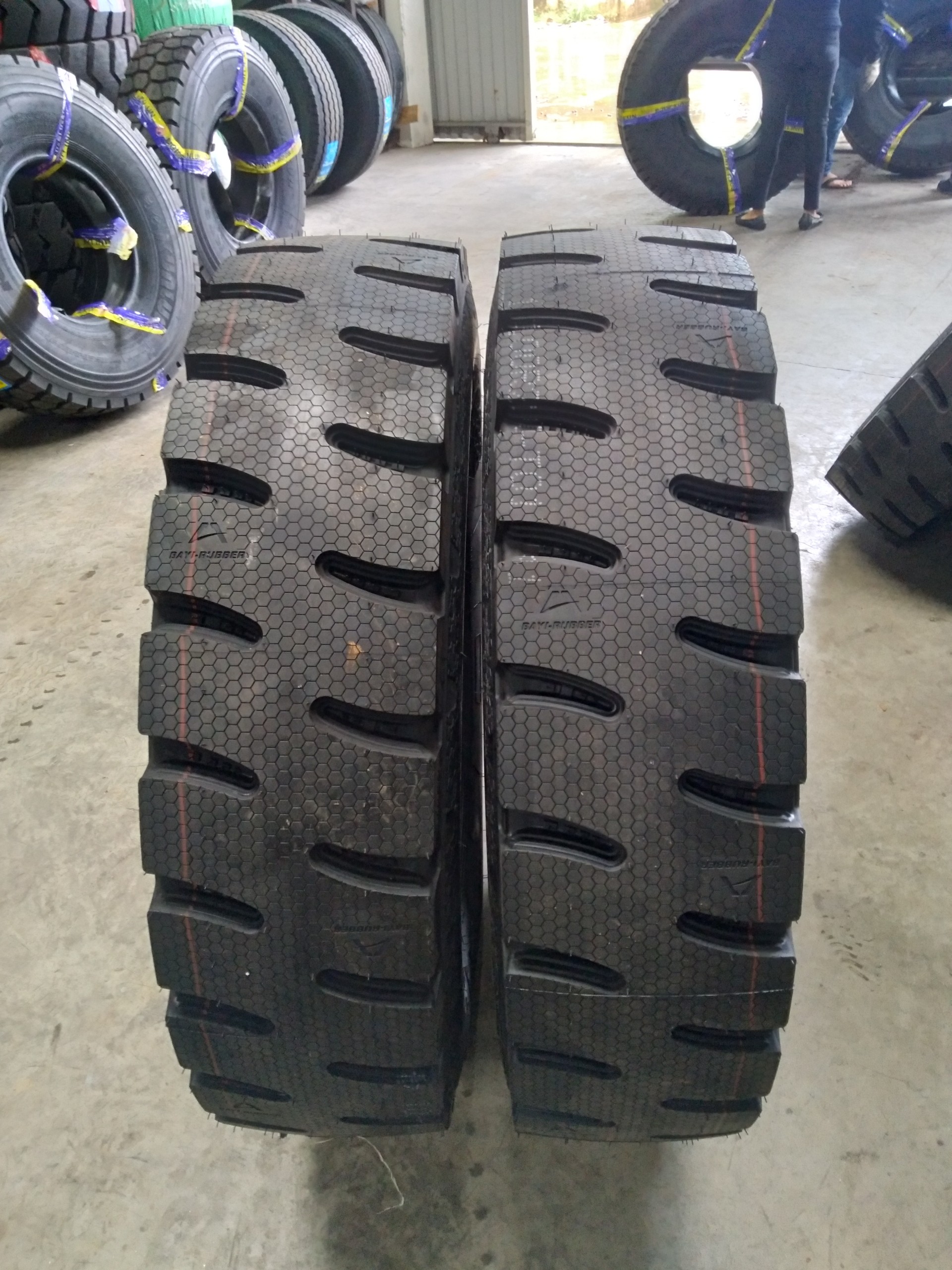 cung cấp lốp xe chính hãng