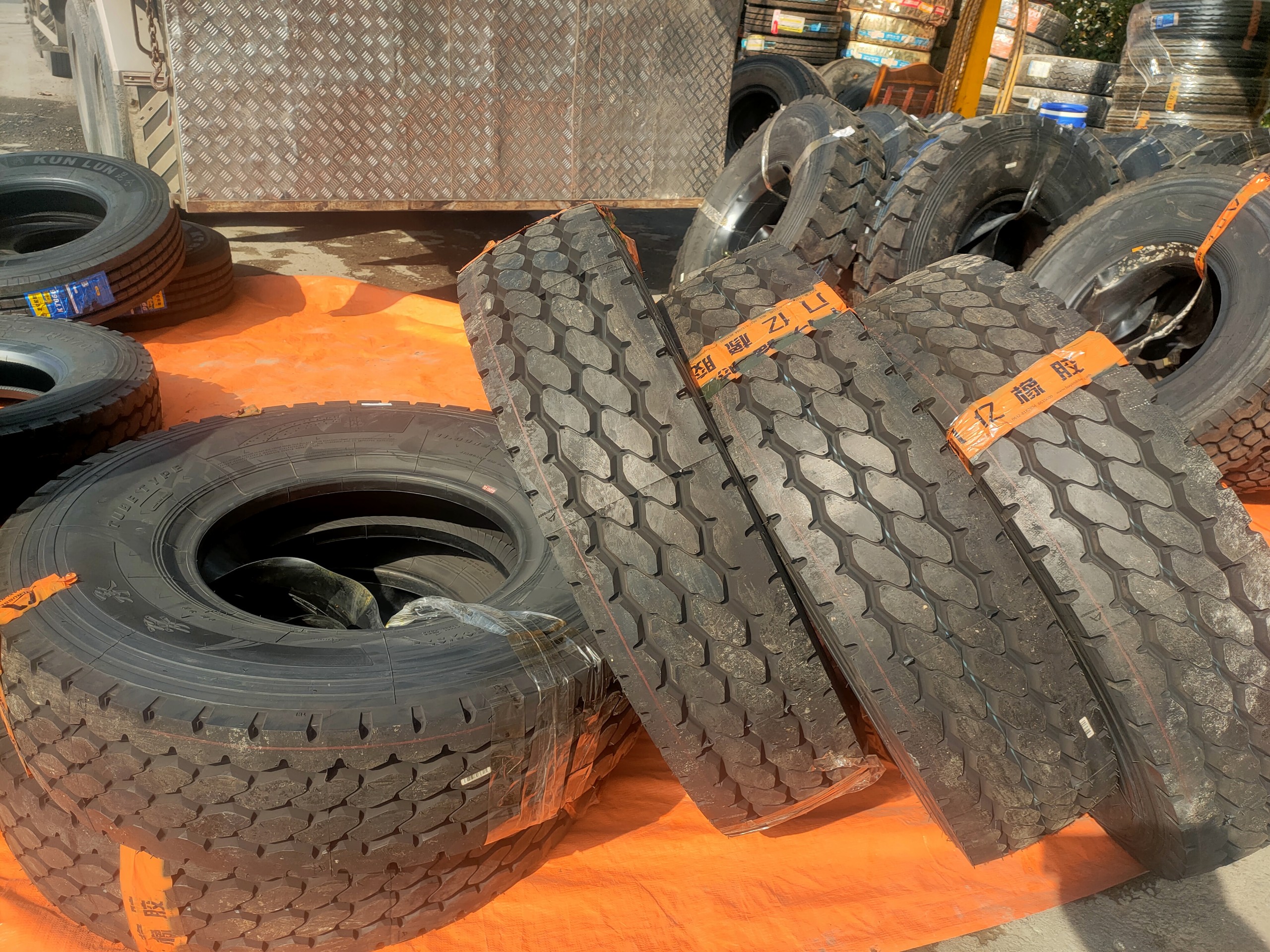 đại lý lốp xe tải